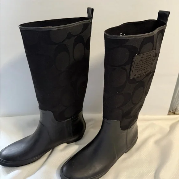 Coach Black Patterned Winter Boots - Picture 2 of 6